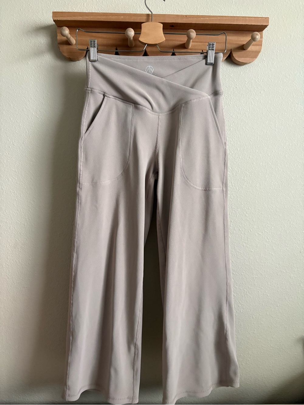 Move theology Crossover Waist Wide-Leg Pants - Light Taupe